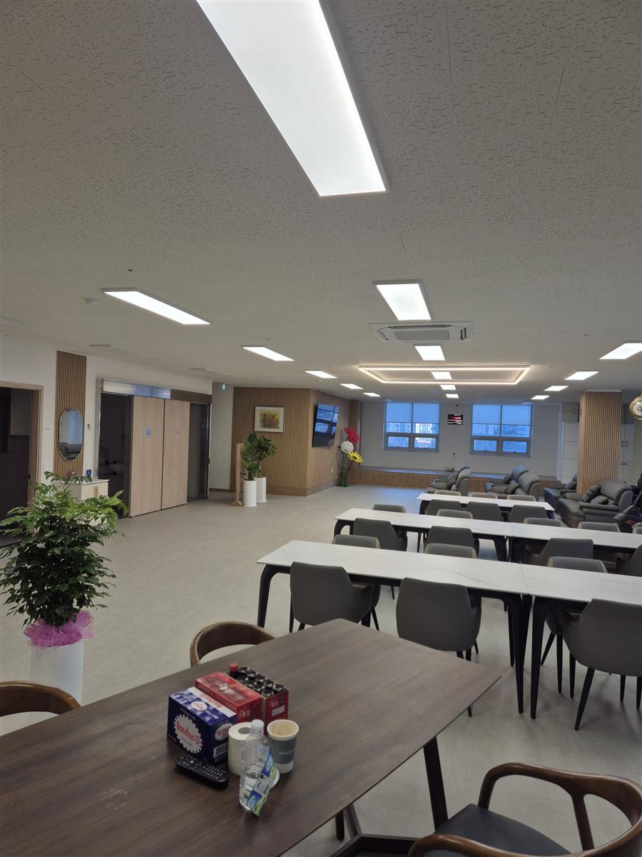 더 봄 주간보호센터 내부